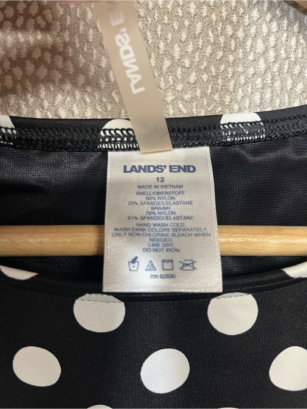 12 Lands’ End Swim Black & White Polka Dot High Neck Classic Tank Swimsuit Top - Picture 6 of 7